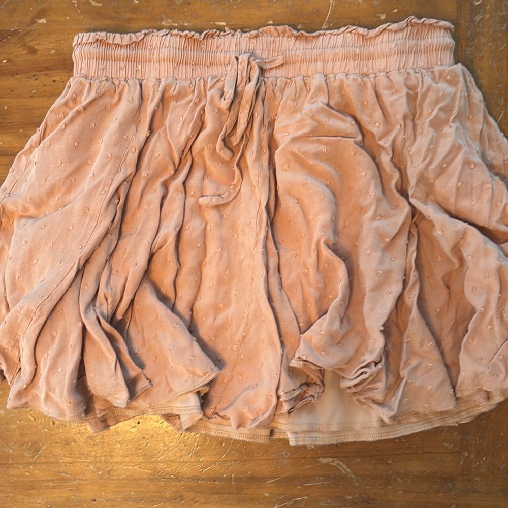 Hem and Thread Small Tan Skirt